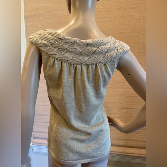 Cest City sleeveless top. Gold glitter. Size M - Picture 3 of 9